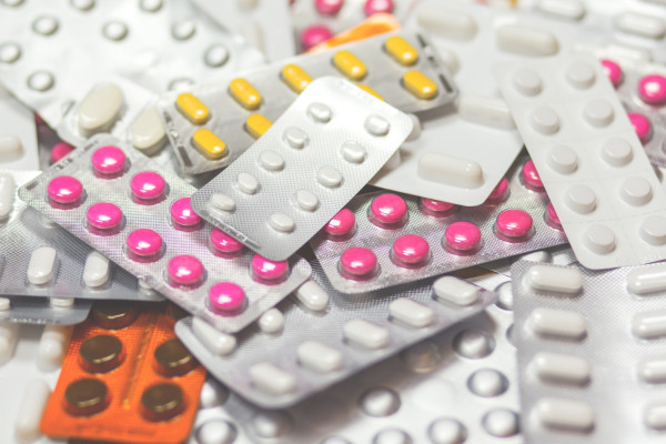 Κορονοϊός: Αποτελεσματική η μολνουπιραβίρη σε ανεμβολίαστους μη νοσηλευόμενους ασθενείς