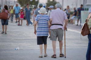 Παγκόσμια Ημέρα Τρίτης Ηλικίας: Προκλήσεις η πρόληψη, η έγκαιρη παρέμβαση και η ολοκληρωμένη φροντίδα