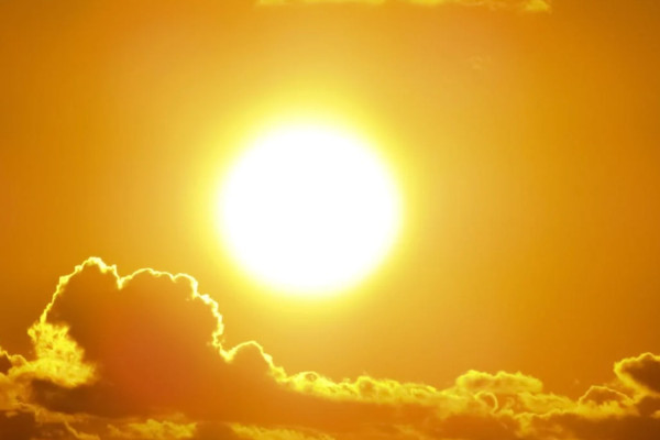 Καύσωνας: Οι 5 κανόνες επιβίωσης τις καυτές μέρες του καλοκαιριού