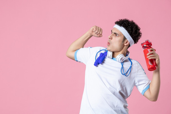 Κρεατίνη: Τι μπορούν να αποκομίσουν οι νέοι από τη λήψη της - Η ημερήσια συνιστώμενη δοσολογία