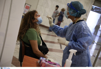 Πάνω από 3000 τα κρούσματα σήμερα, 4 νεκροί, 133 διασωληνωμένοι