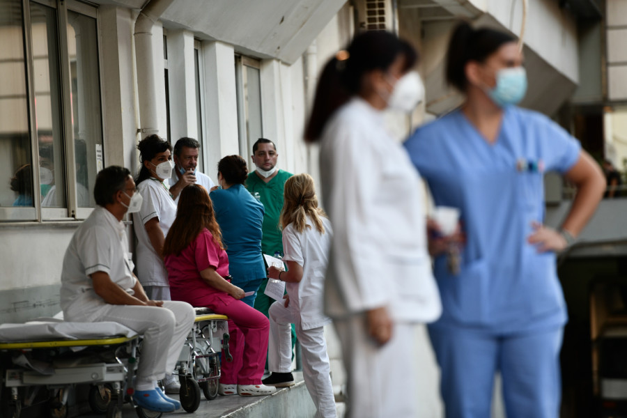 Νοσηρή εικόνα στα νοσοκομεία της Β. Ελλάδας σύμφωνα με την ΠΟΕΔΗΝ: Στους δρόμους οι υγειονομικοί