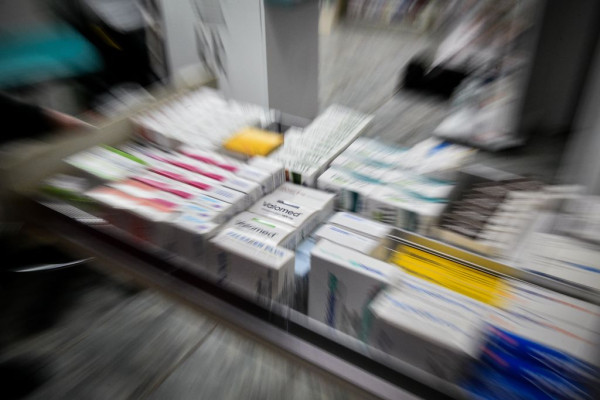 Ευρεία σύσκεψη στον ΕΟΦ για την ομαλή λειτουργία της εφοδιαστικής αλυσίδας φαρμάκων