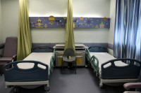 «Κοκτέιλ» ιώσεων, γρίπης και κορονοϊού σαρώνει τα νοσοκομεία: Στο 100% η πληρότητα στην παιδιατρική κλινική του Ρίο