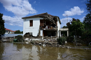 Σύσκεψη για τη διάθεση φαρμάκων στους πλημμυροπαθείς της Θεσσαλίας