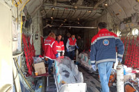 Μεταφέρονται με ελικόπτερα - ασθενοφόρα διασωληνωμένοι ασθενείς με κορονοϊό