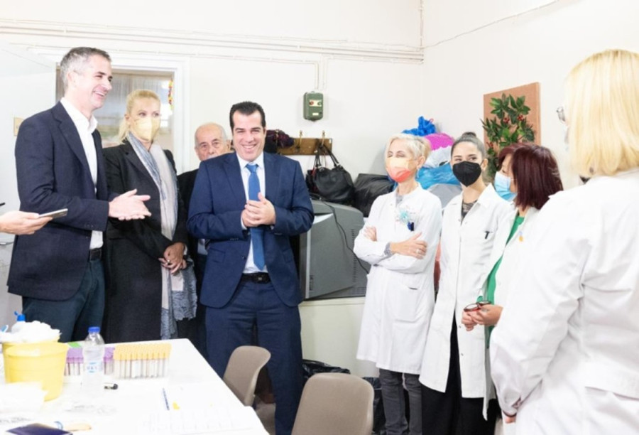 Νέο πρόγραμμα δωρεάν προληπτικών αιματολογικών εξετάσεων στις Λέσχες Φιλίας του Δήμου Αθηναίων
