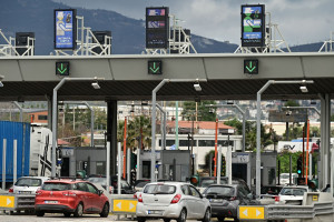 Έξοδος για το τριήμερο Αγίου Πνεύματος: «Το ταξίδι αξίζει μόνο όταν έχει επιστροφή»