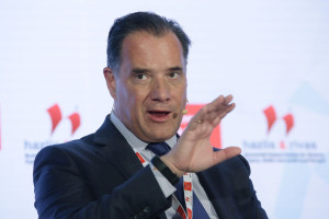 Τι απαντά ο Γεωργιάδης σε δημοσίευμα για την «ιδιωτικοποίηση του DNA των νεογνών»