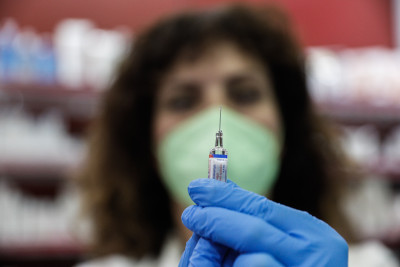 Ελληνική έρευνα: Πόσο επηρέασε η πανδημία την πρόθεση των πολιτών για εμβόλια