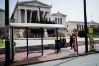 Κορονοϊός Ελλάδα: Επιστρέψαμε σε 5ψηφιο αριθμό κρουσμάτων μετά το Πάσχα στο χωριό