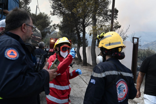 Την Ομάδα Άμεσης Δράσης και ασθενοφόρο έστειλε ο ΙΣΑ στην Πάρνηθα