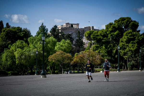 Ο χάρτης του κορονοϊού: Τα λιγότερα τεστ έφεραν λιγότερα κρούσματα σε Θεσσαλονίκη και Αττική