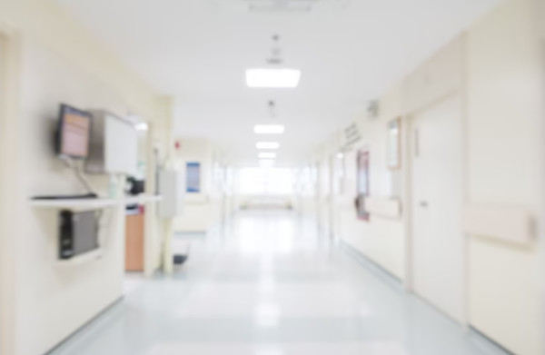 Σοβαρό επεισόδιο στο Νοσοκομείο Αιγίου: Ξυλοδαρμός γιατρών από ασθενή