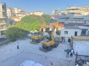 Ξεκίνησαν οι εργασίες για τη νέα πτέρυγα στο Γενικό Νοσοκομείο Λάρισας