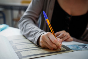 Οι Πανελλήνιες 2025 και τα μάτια σας! Τα &quot;πρέπει&quot; και τα &quot;μη&quot; για την προστασία της όρασης