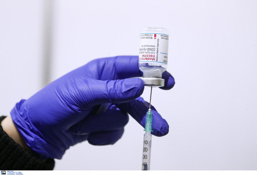 Εμβολιασμός κατ'οίκον: Έτσι θα κλείσετε σωστά το ραντεβού