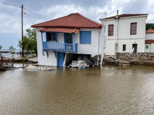 Αγαπηδάκη: Μεγάλη προσοχή σε νερό και τρόφιμα, στα παιδιά, στα κατοικίδια και στην ατομική υγιεινή