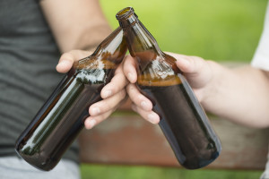 Τα κουνούπια προτιμούν όσους έχουν πιει μπύρα και έχουν κάνει σεξ