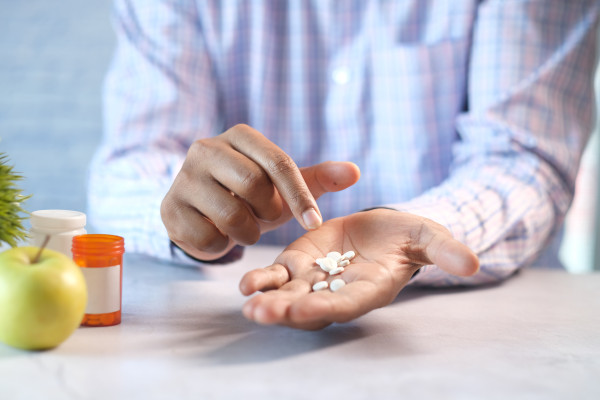 «Καμπανάκι» ΕΟΦ για αντιβιοτικά που προκαλούν μέχρι και αναπηρία - Όσα πρέπει να ξέρουν ασθενείς και επαγγελματίες υγείας