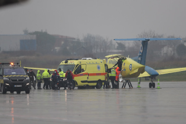 Τροχαίο δυστύχημα στη Ρουμανία: Με αεροσκάφος του ΕΚΑΒ επιστρέφει και ο τρίτος τραυματίας