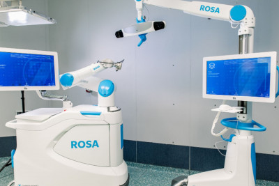 ROSA Knee System: Το πιο εξελιγμένο ρομποτικό σύστημα για την αρθροπλαστική γόνατος