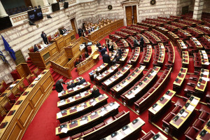 Σήμερα κατατίθεται στη Βουλή η τροπολογία για την αυτόματη αναγνώριση ειδικότητας Ελλήνων ιατρών από τις ΗΠΑ