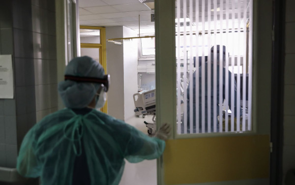 Κορονοϊός: Εννέα θάνατοι την τελευταία εβδομάδα - Αύξηση της θετικότητας στη γρίπη