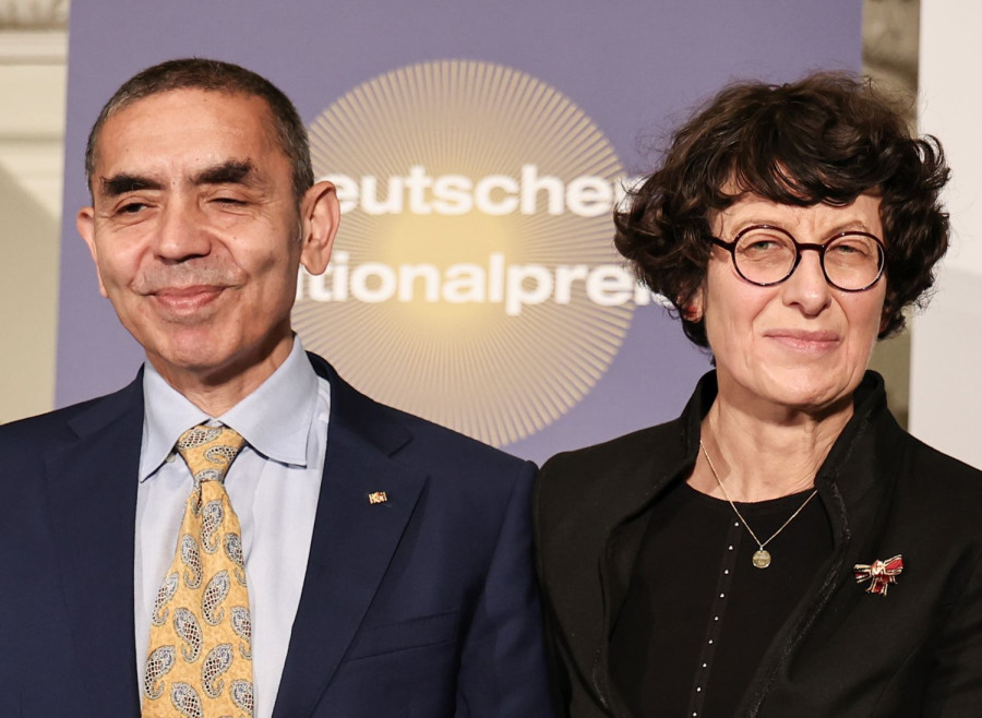 Οι συνιδρυτές της BioNtech Ογούρ Σαχίν και Εζλέμ Τουρετσί ιδρύουν νέα βιοφαρμακευτική εταιρία