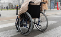 Συγκλονιστικά στοιχεία της ΕΣΑμεΑ: Πάνω από το 50% των ατόμων 16-64 ετών με σοβαρή αναπηρία βρίσκονται στο όριο της φτώχειας