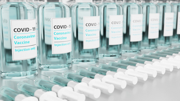 Covid -19: Μικρότερη η αποτελεσματικότητα του εμβολίου σε ασθενείς με κακοήθειες αλλά απαραίτητη