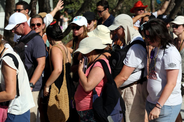 Κρίσιμος παράγοντας για τον τουρισμό η προστασία των επισκεπτών από τη ζέστη