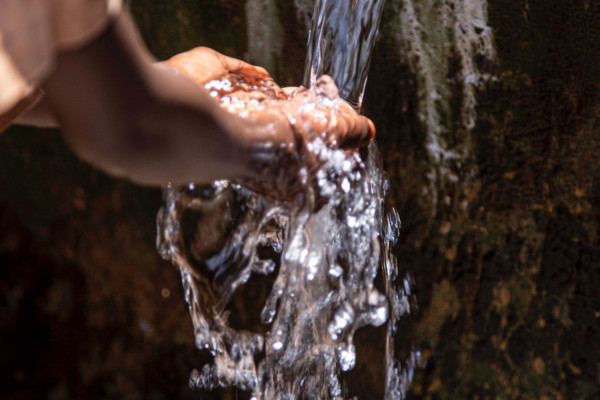 «Καμπανάκι» ΠΟΥ για την διατήρηση καθαρού πόσιμου νερού και αποχέτευσης για την διασφάλιση της παγκόσμιας υγείας