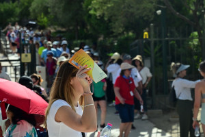 Ελληνική Καρδιολογική Εταιρεία: Συστάσεις και μέτρα προφύλαξης από τον καύσωνα