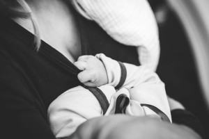 Ο ΕΜΑ συνέταξε νέο οδηγό για τη συμμετοχή εγκύων και γυναικών που θηλάζουν σε κλινικές δοκιμές