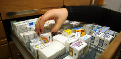 Φάρμακα υψηλού κόστους: Έτσι θα τα παίρνετε από τα ιδιωτικά φαρμακεία