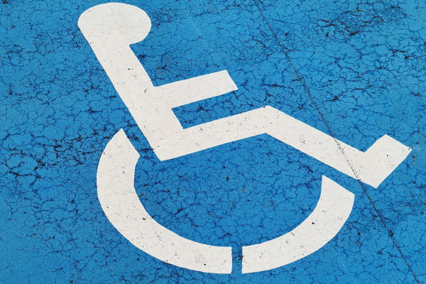 Septona: Αγορά αναπηρικού αμαξιδίου μέσω της ανακύκλωσης απορριμάτων