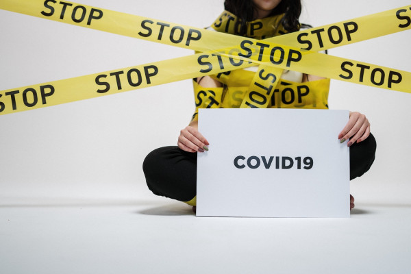 COVID-19: Μεταδοτικοί ασυμπτωματικοί και ολιγοσυμπτωματικοί ασθενείς και χωρίς επαφή!