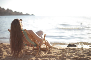 Uniburn After Sun: Η «ασπίδα» της επιδερμίδας σου κατά των ηλιακών εγκαυμάτων