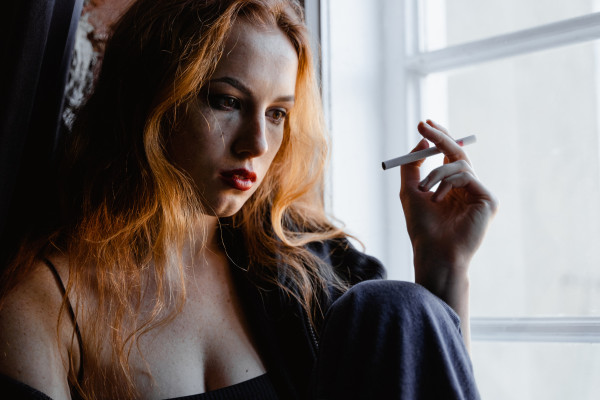 Μοναξιά: Μπορεί να βλάψει την υγεία όσο το κάπνισμα; Επιστήμονες απαντούν