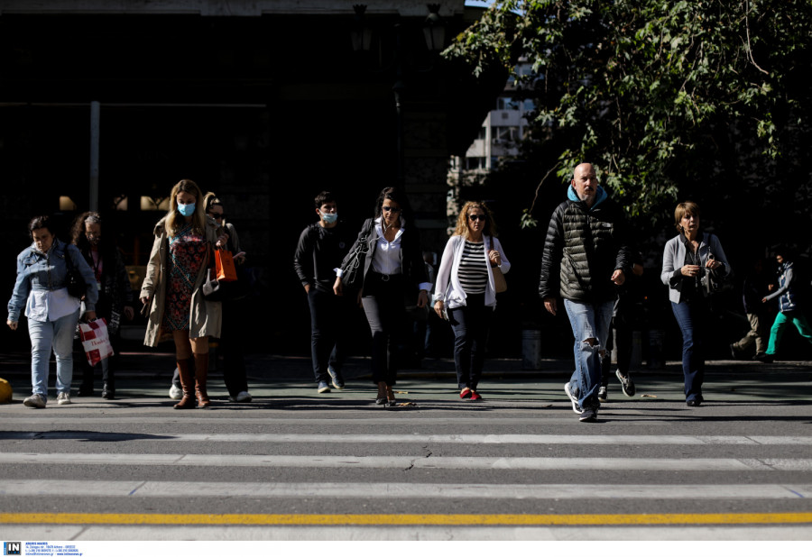 Πάνω από 3.500 τα κρούσματα σήμερα, 36 νεκροί, 348 διασωληνωμένοι