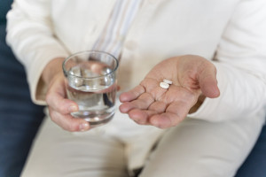 Προστατεύει η ασπιρίνη τους ηλικιωμένους από τον καρκίνο; Τι δείχνει η μεγάλη μελέτη ASPREE
