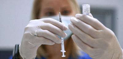 Υπερ-ανοσία: Διπλά προστατευμένοι όσοι νόσησαν και έκαναν εμβόλιο - Τι ισχύει για το mix’n’match
