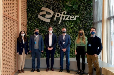 Το κέντρο Ψηφιακής Καινοτομίας της Pfizer υπέγραψε μνημόνιο συνεργασίας με το ΕΚΕΤΑ