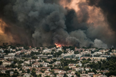 Οι θανατηφόροι κίνδυνοι από την εισπνοή του καπνού της πυρκαγιάς