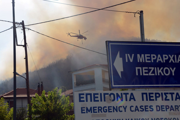 Γιαννάκος: «Οι υγειονομικοί κάναμε το χρέος μας και στις φωτιές»