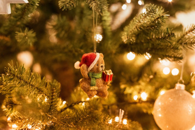 Γιορτές με τον...κορονοϊό: Τι πρέπει να προσέξουμε ενόψει των Χριστουγεννιάτικων διακοπών μας