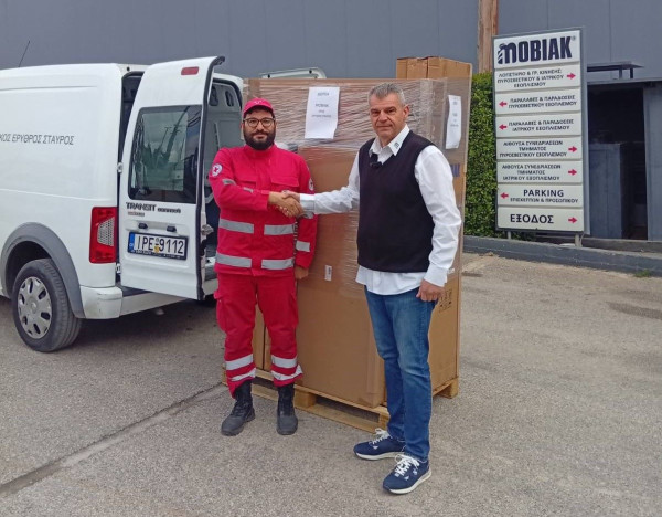 Σημαντική χορηγία και από την MOBIAK στον Ελληνικό Ερυθρό Σταυρό