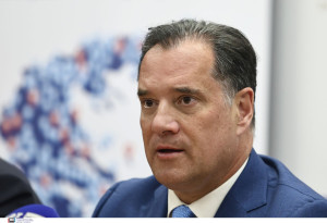 Γεωργιάδης: «Επιδιώκουμε να μηδενίσουμε τις υποχρεωτικές επιστροφές στα φάρμακα για τις σπάνιες παθήσεις»