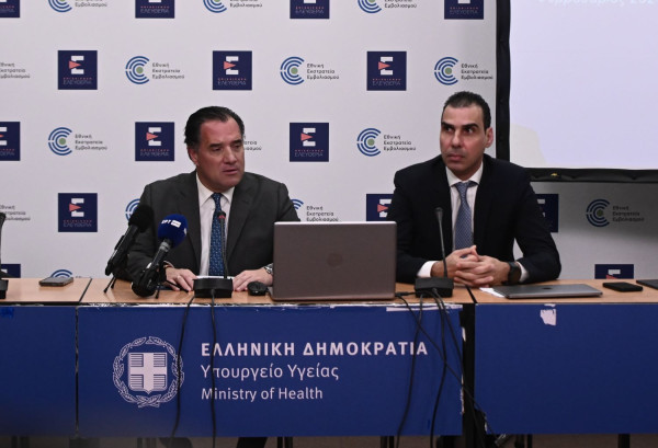 Θεμιστοκλέους: Άμεσα 700 προσλήψεις για τα απογευματινά χειρουργεία, συνολικά 6.500 το 2024